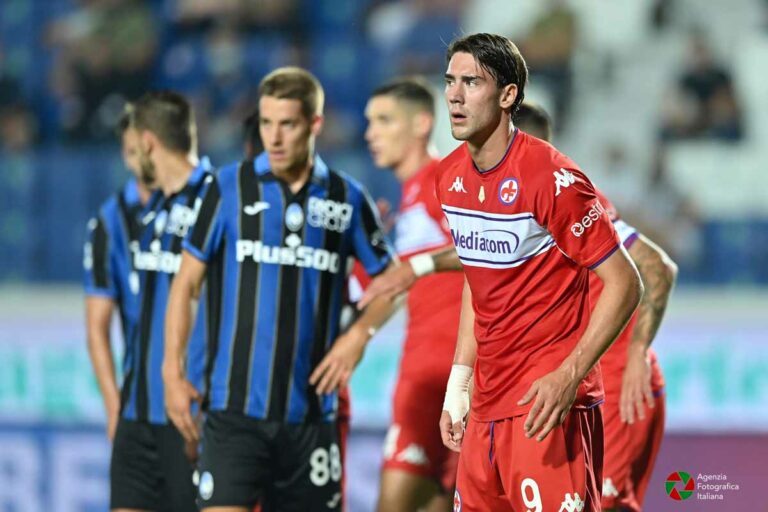 Vlahovic rompe con la Fiorentina