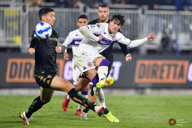 La Fiorentina contro il Cagliari, per dimenticare Venezia