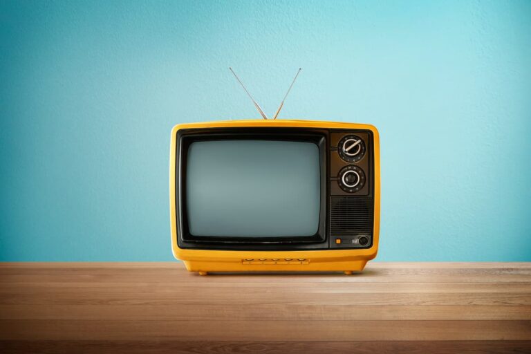 Quali canali non si vedono più dal 20 ottobre: cosa succede con la tv HD