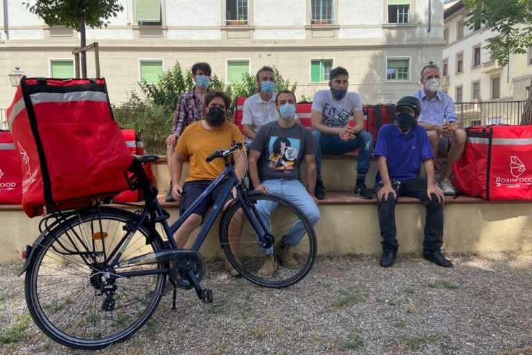 Robin Food: partono a Firenze le consegne della cooperativa dei rider