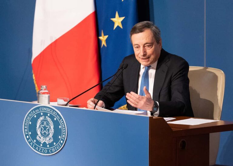 A che ora parla oggi Draghi e dove vedere la conferenza stampa
