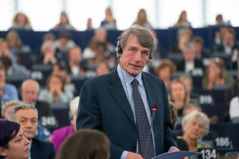 Addio a David Sassoli, fiorentino doc e guida europea