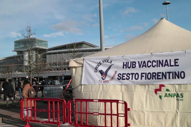 Vaccino Covid, al via a Sesto Fiorentino l’hub vaccinale