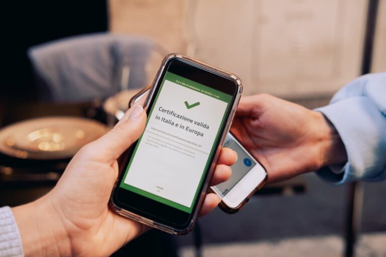 Cosa cambia dal 10 gennaio 2022: regole su green pass e zona gialla