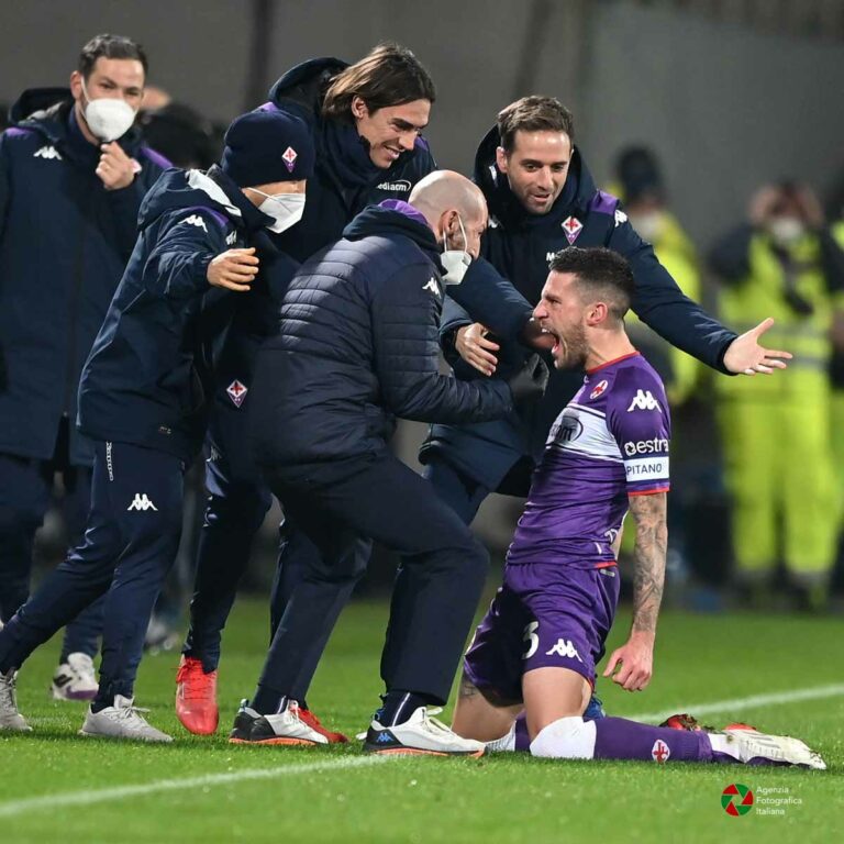 La Fiorentina travolge il Genoa