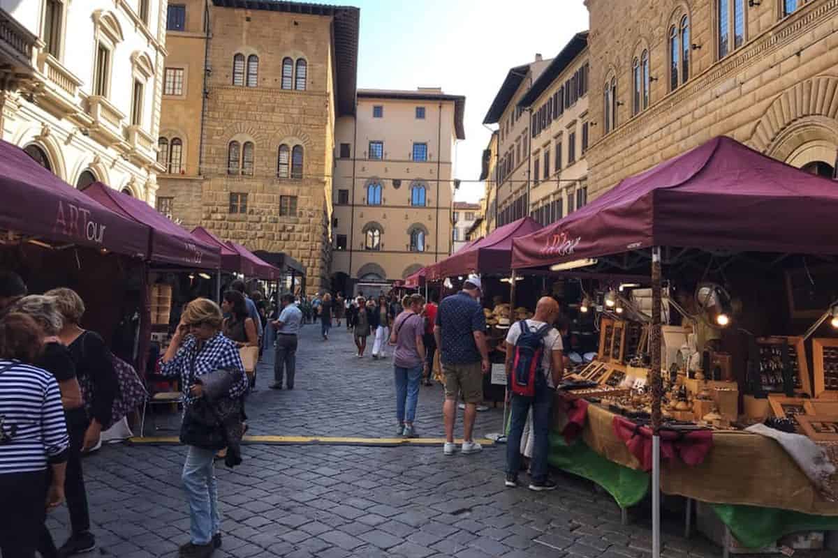 Artour Firenze mercatini dove andare cosa fare