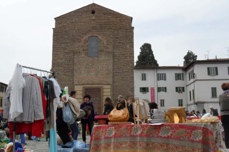 Svuota cantine a Firenze 2022: le date dei mercatini in città e nei dintorni