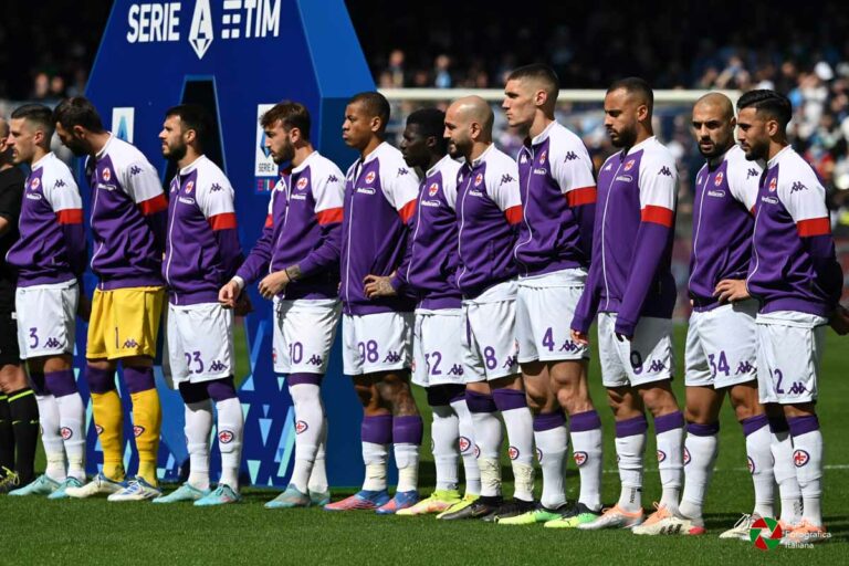 La Fiorentina sbanca Napoli