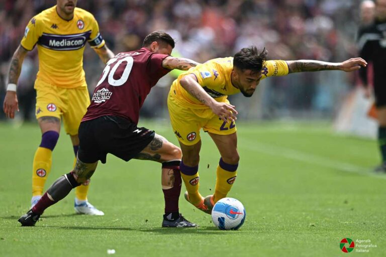 La Fiorentina crolla a Salerno
