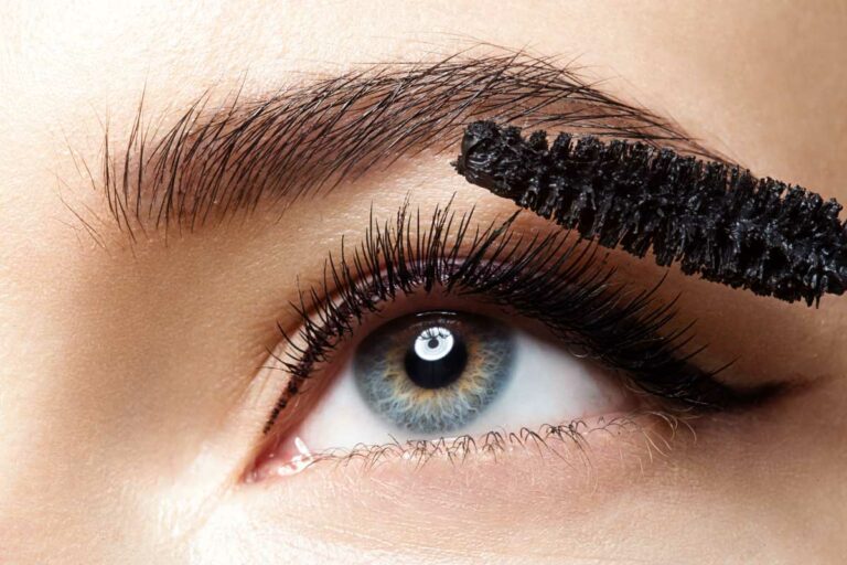 Il mascara, alleato del make up per uno sguardo seducente