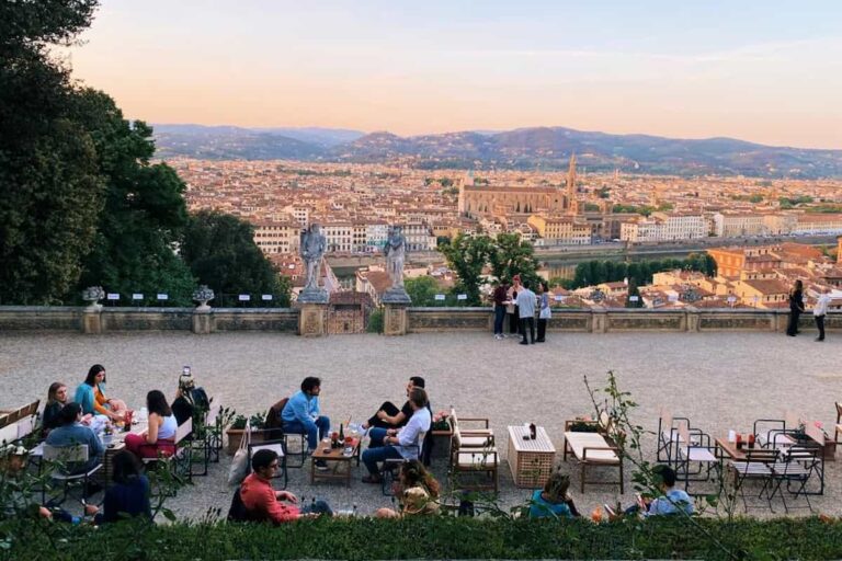 Aperitivo a Villa Bardini: una vista unica su Firenze