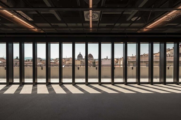 Riapre a Firenze il Palaffari
