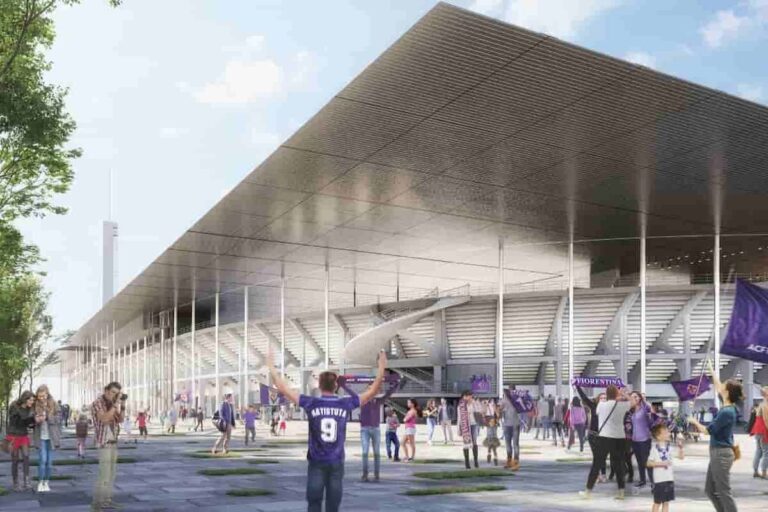 La Fiorentina allo stadio Franchi durante i lavori