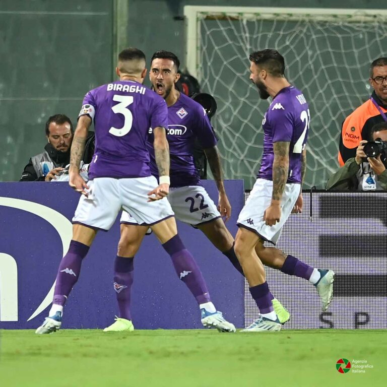 La Fiorentina riparte e ferma la Lazio