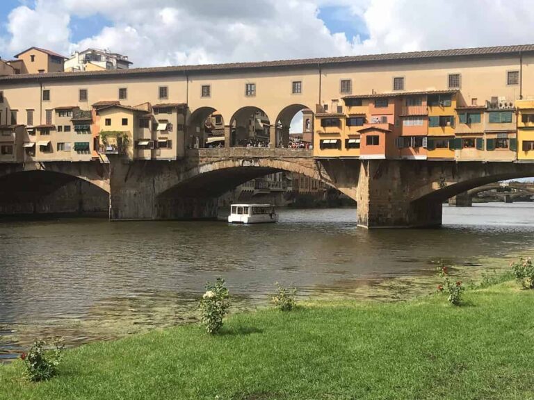 In crociera sull’Arno a Firenze: come fare un giro sul fiume