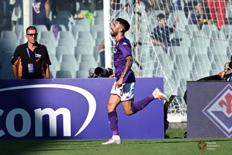 Torna alla vittoria la Fiorentina contro il Verona / FOTO