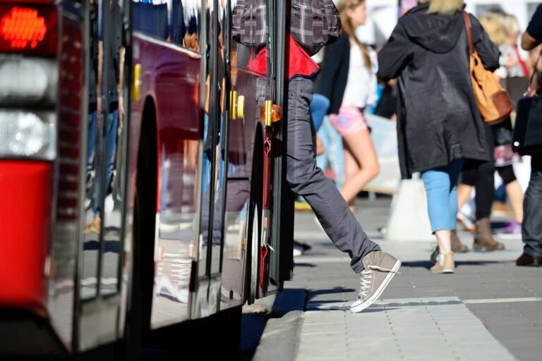 Sciopero il 10 ottobre 2022 in Toscana (e a Firenze): oggi autobus a rischio
