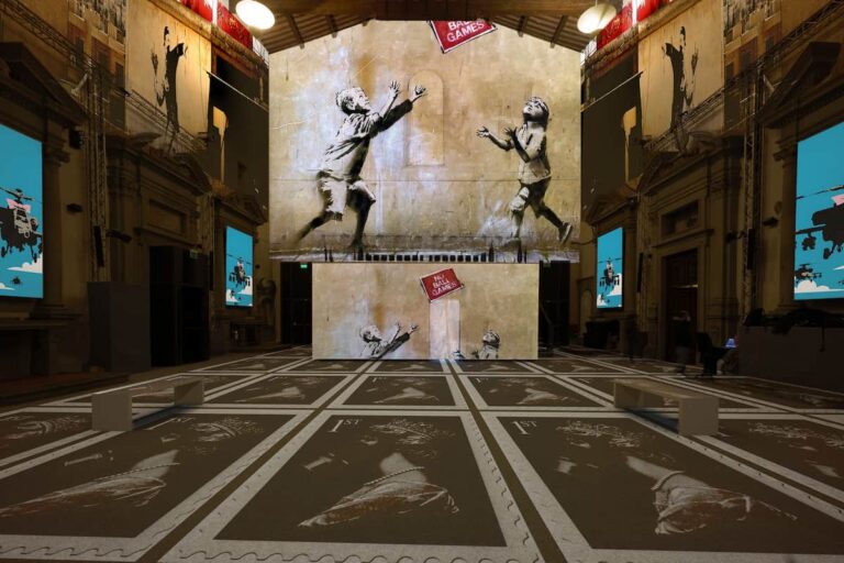 “Inside Banksy” a Firenze, cosa vedere nella mostra virtuale