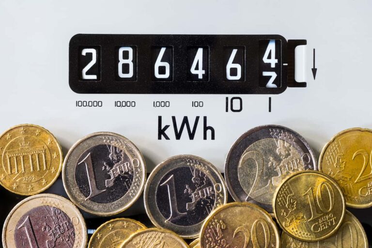 Il Bonus sociale 2024 per le bollette luce-gas è diminuito: a quanto ammonta ora