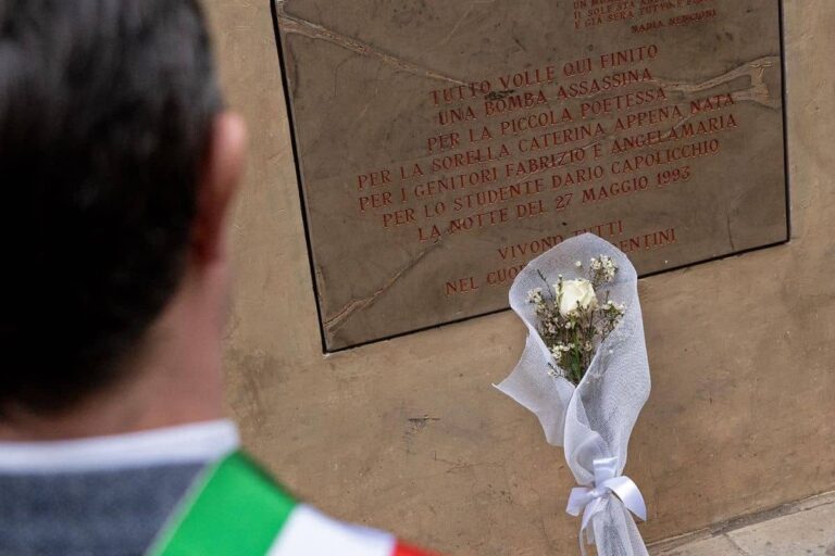 Firenze commossa e felice per l’arresto di Messina Denaro