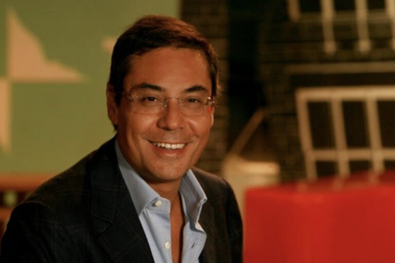 Andrea Vianello, in un romanzo il sogno del giornalista Rai