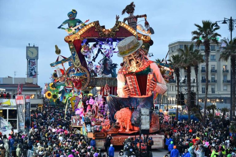 Qual è il carro vincitore del Carnevale di Viareggio 2023: la classifica