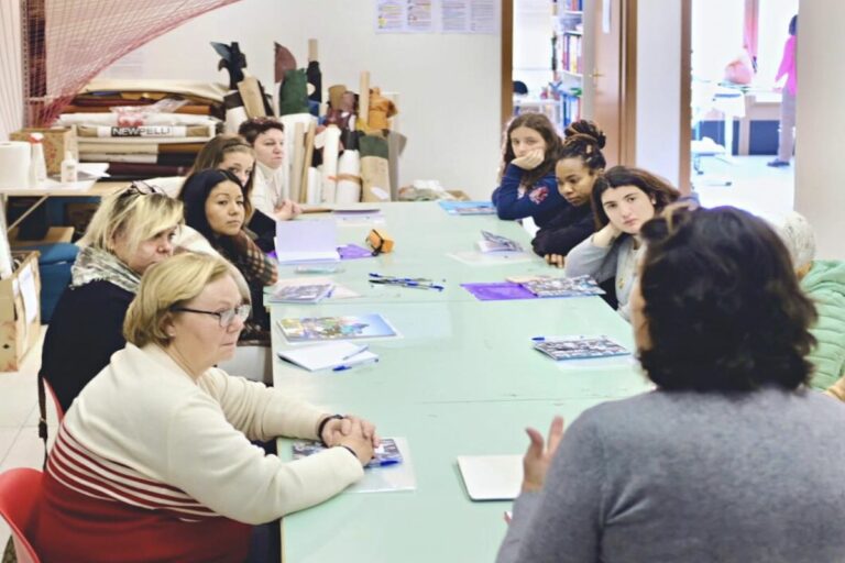 Forward, il progetto di Flo che aiuta le donne a costruire il futuro