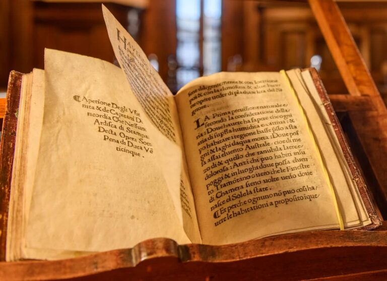 Ritrovato a Firenze un antico manuale medico sulla peste