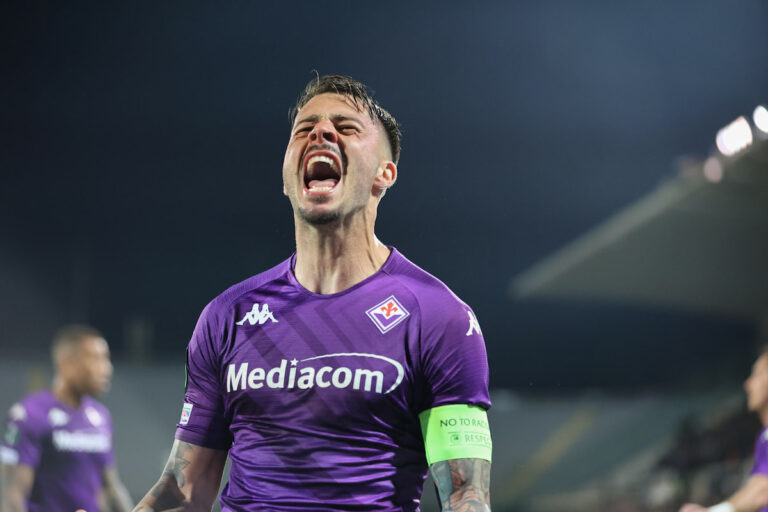 Sull’onda dell’entusiasmo la Fiorentina torna a giocare in campionato