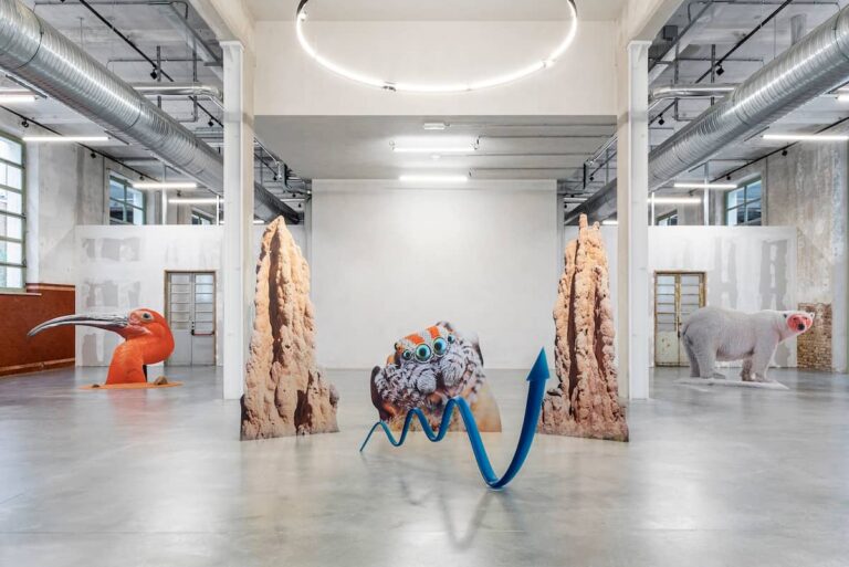 La mostra di Katja Novitskova e gli eventi alla Manifattura Tabacchi