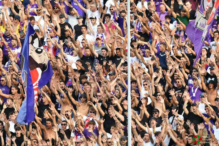 Conference League, allerta per l’arrivo degli ultras del Lech Poznan