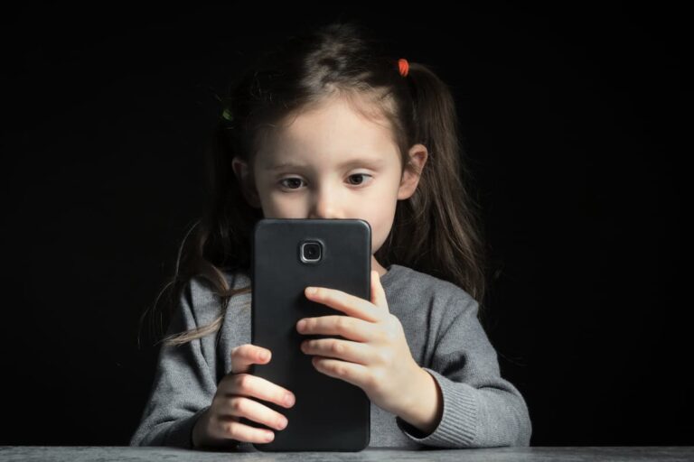 Bambini, web e cellulare: a Bagno a Ripoli i “Custodi digitali”