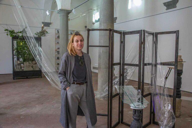Standby. Installation view: la mostra di Chiara Bettazzi al MAD di Firenze