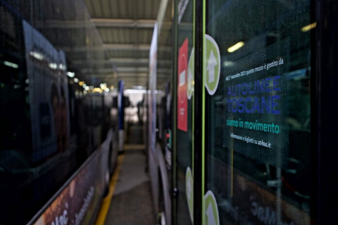 Aumenti biglietto bus Bus Autolinee Toscane 1 agosto 2023 firenze toscana