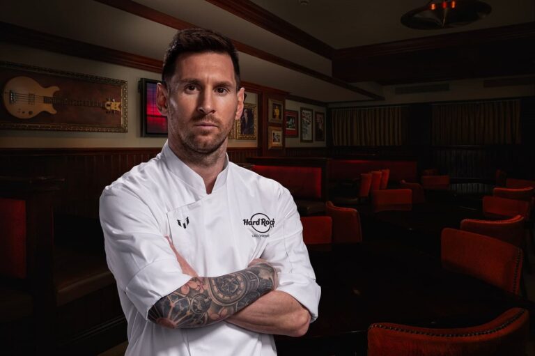 Messi Chicken Burger, il nuovo panino dell’Hard Rock Cafè