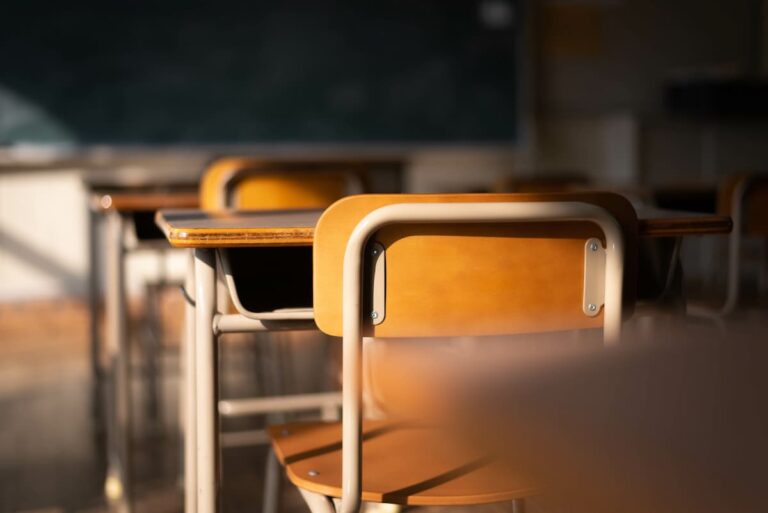 Pacchetto scuola 2023/24 in Toscana: bonus per libri e didattica