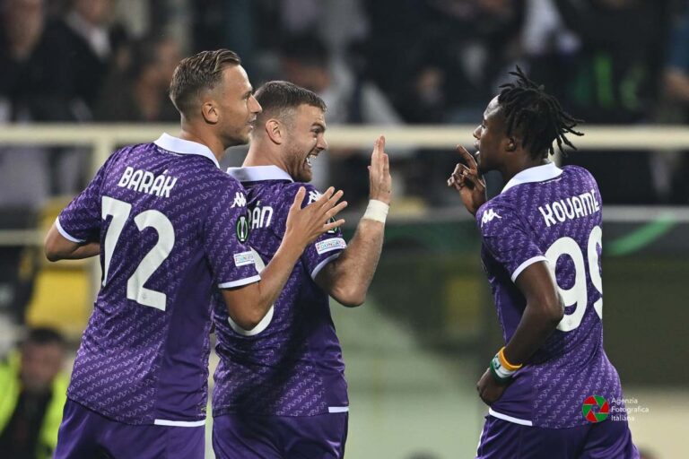Goleada viola in Conference League