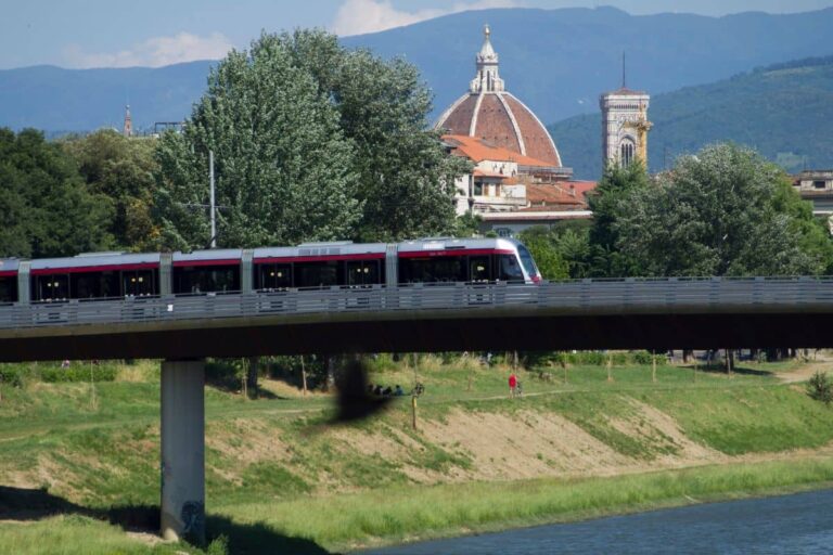 Sciopero 17 novembre in Toscana: orari di treni, tramvia e autobus