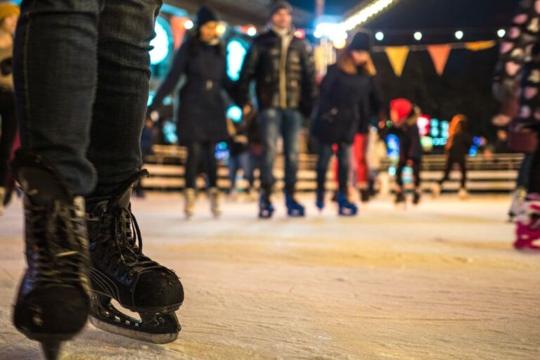 Pista pattinaggio ghiaccio a Firenze: 6 posti per l’inverno 2024-25