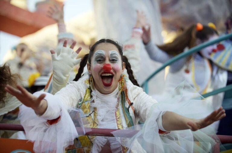 Orari e ospiti del primo corso del Carnevale di Viareggio 2024