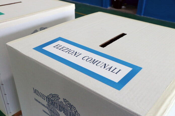 Elezioni comunali Firenze urna