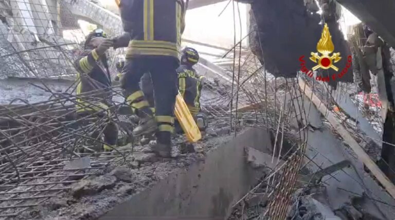 A Firenze crollo nel cantiere dell’Esselunga in via Mariti