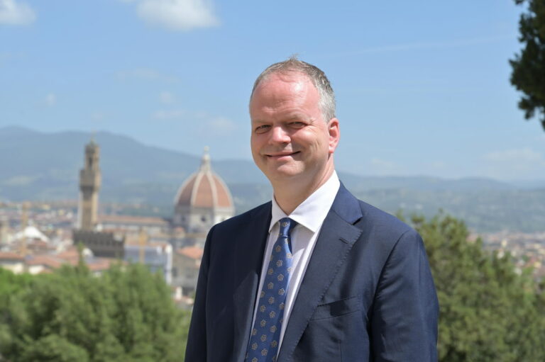 Il curriculum di Eike Schmidt, candidato sindaco del centrodestra