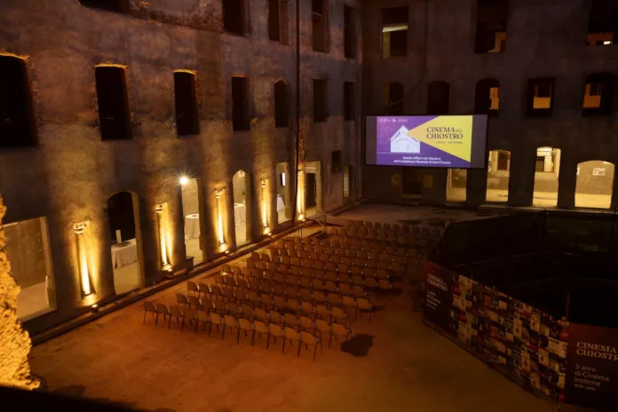 Cinema nel chiostro Sant'Orsola Firenze