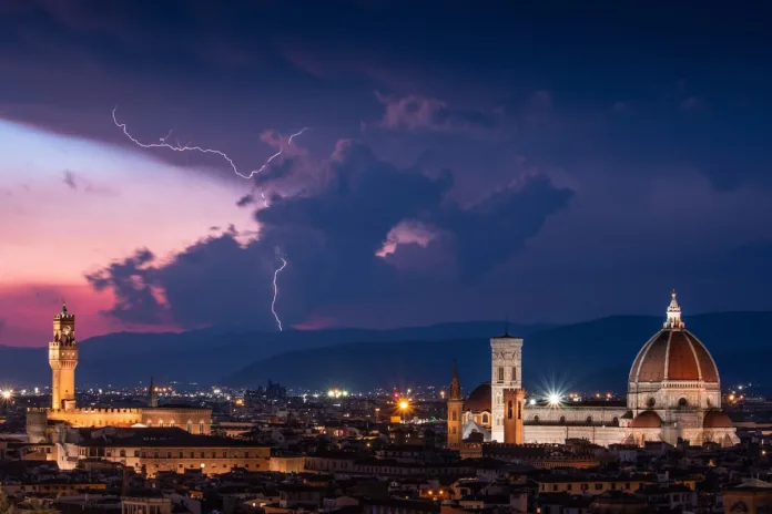 Allerta meteo temporali Toscana Firenze