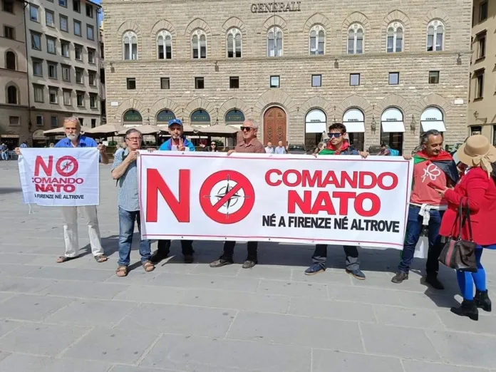 Comitato No Nato Firenze manifestazione