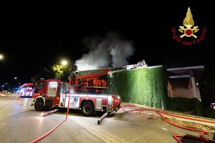 Incendio Viper Theater Firenze Incendio Viper Theater Firenze