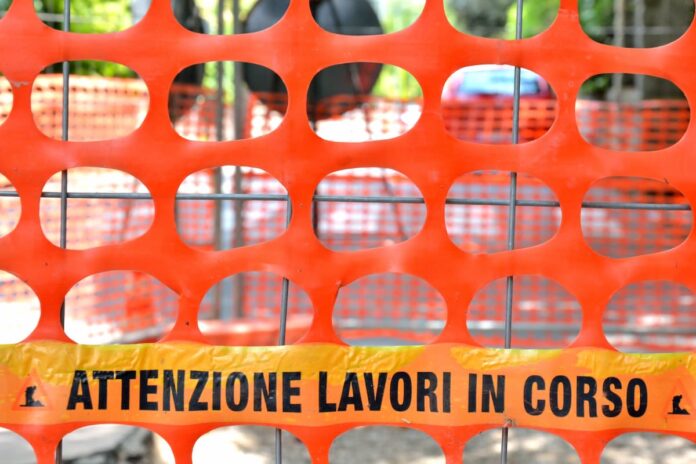 Lavori in corso Lavori in corso Ponte al pino Firenze