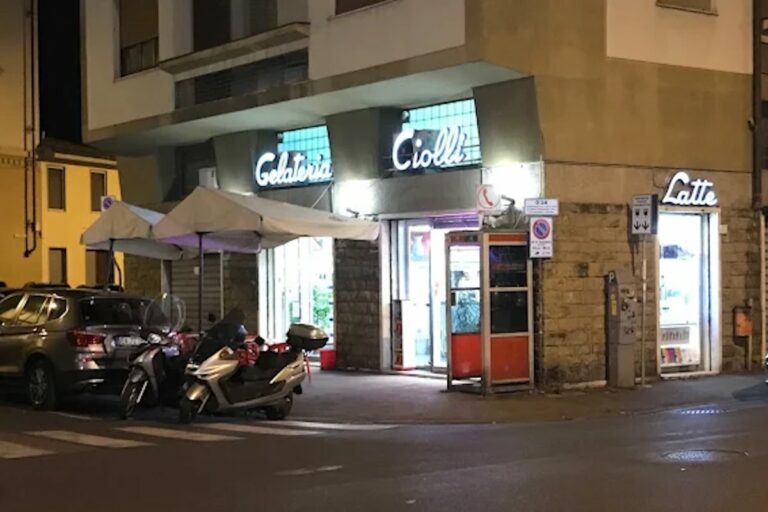 La Gelateria Ciolli chiude: addio a un negozio storico di Firenze