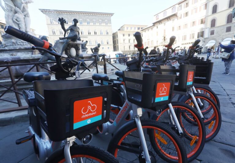 Ridemovi, a Firenze prezzi del bike sharing scontati per i residenti